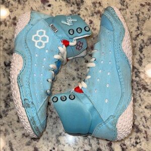 Kids Light Blue Wrestling Sneakers